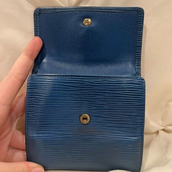 Vintage Louis Vuitton Elise Epi Trifold Wallet Blue Leather LV Paris Made France - Picture 4 of 14